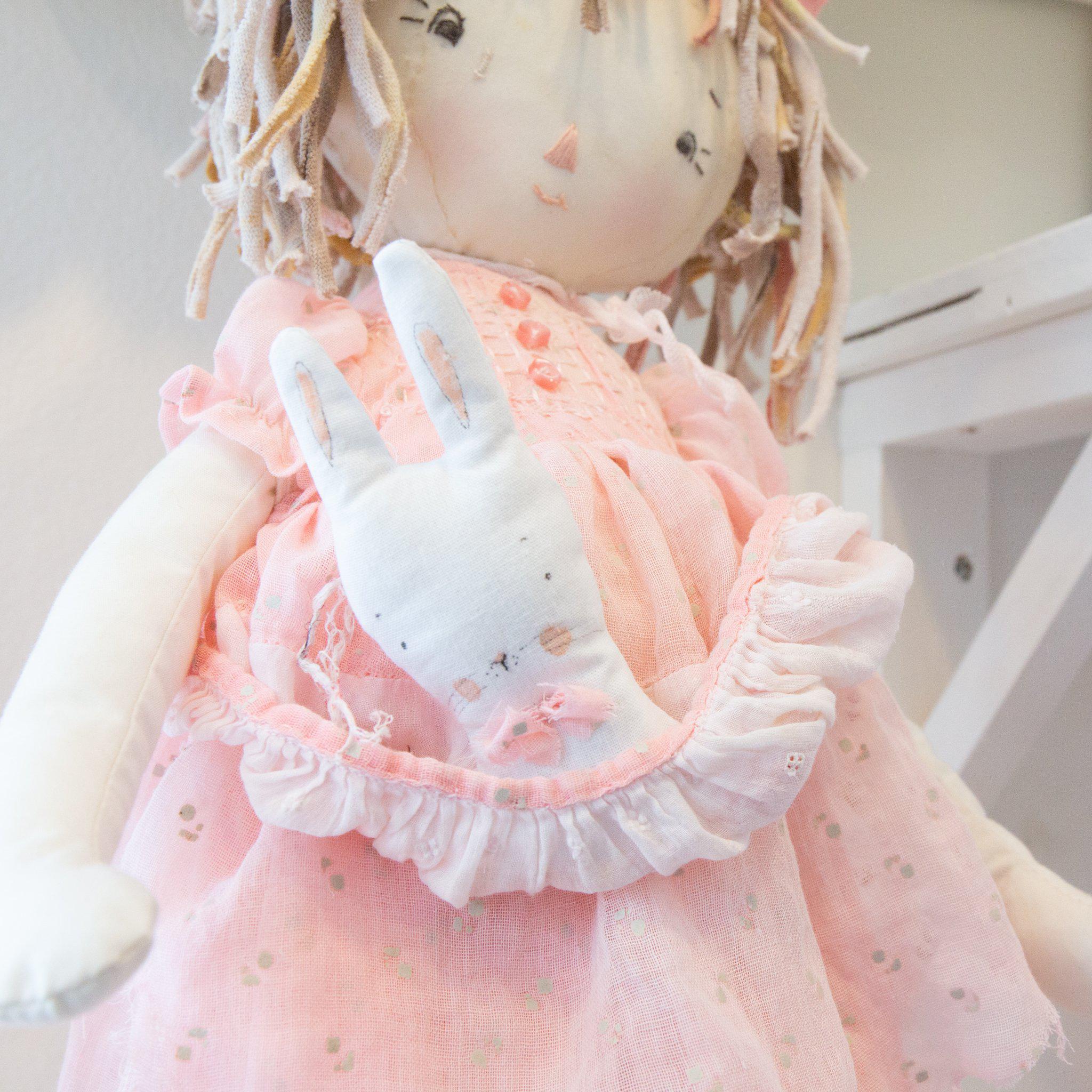 RETIRED - Hutch Studio Original - Pip Peony - One of a Kind Doll - Image 3