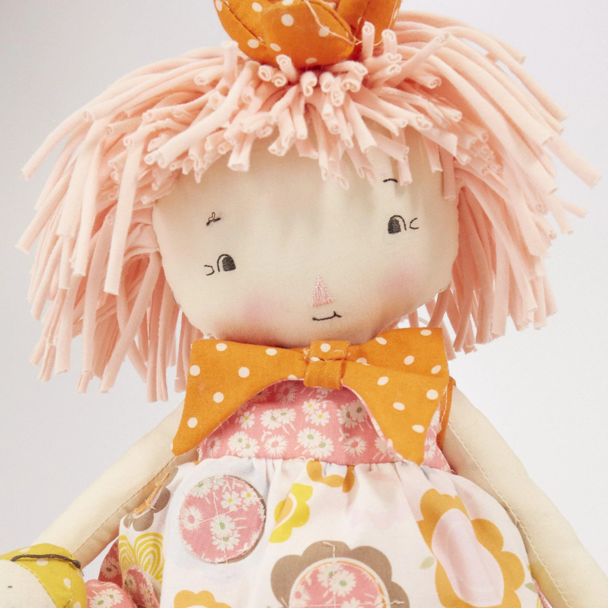 RETIRED - Hutch Studio - Greta Gerberera - Make and Mend One of a Kind Doll - Image 3