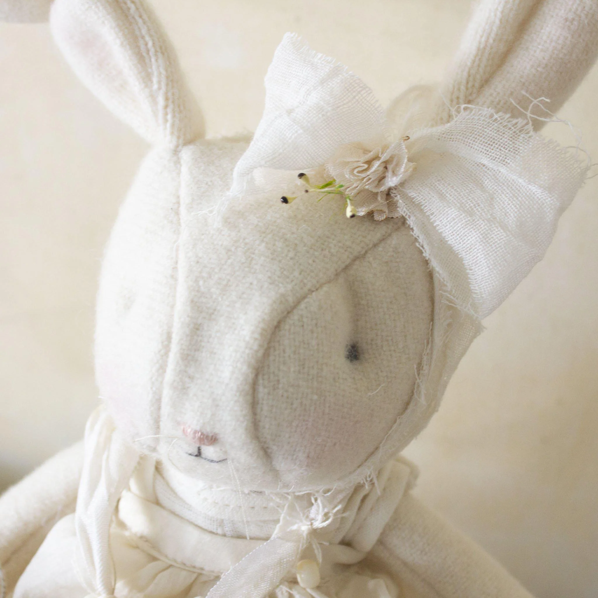 RETIRED - Hutch Studio - Lil Pom Pom - One Of A Kind Bunny - Image 2