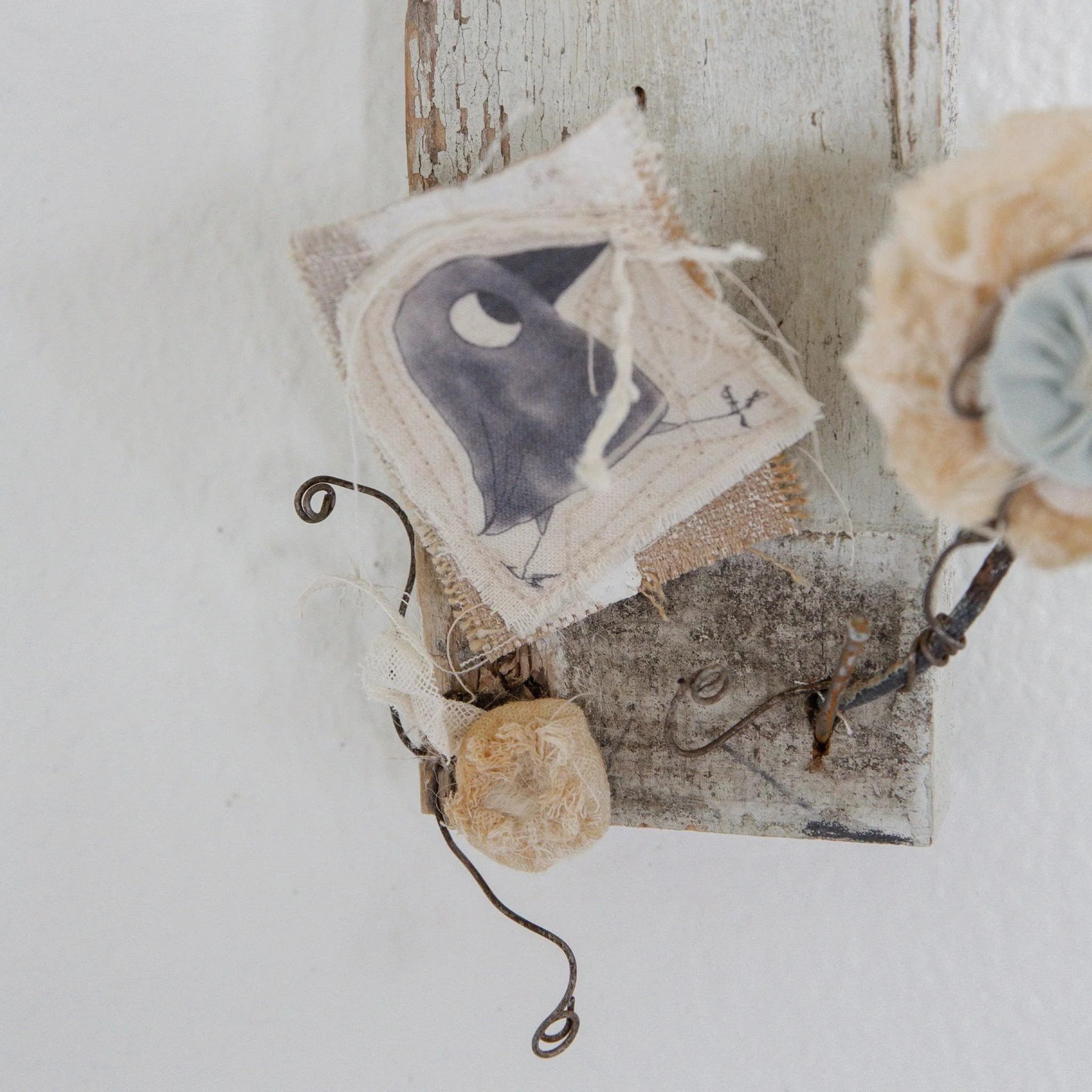 RETIRED - Hutch Studio - Paws and Caws Collage Collection | Fence Post It - Image 2