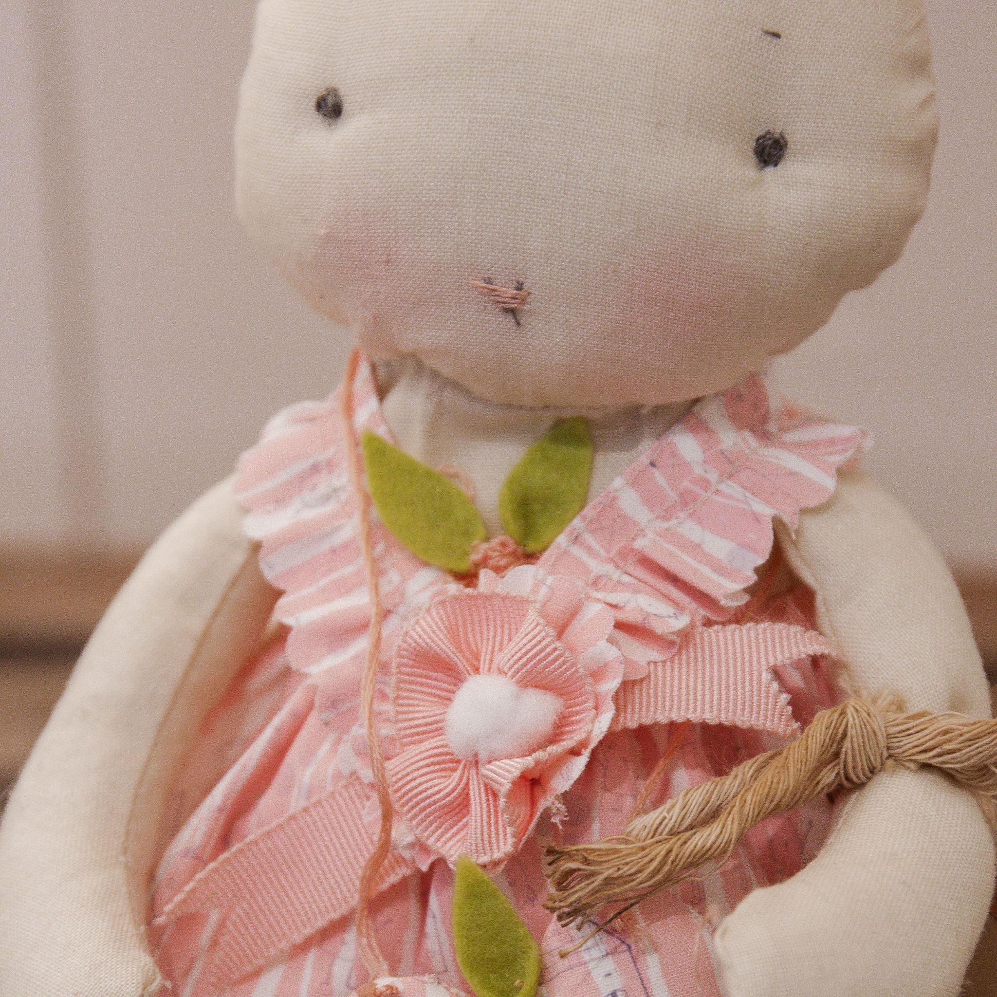 RETIRED - Hutch Studio - Pretty Sweet Polly - Hand-Crafted Cream Bunny - Image 2