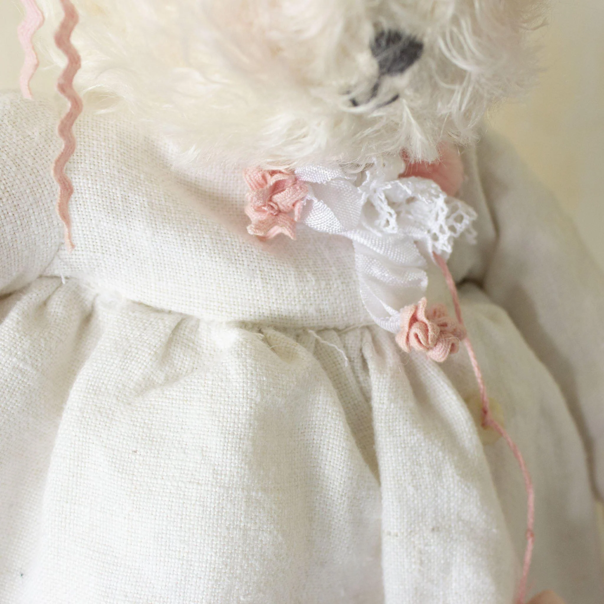RETIRED - Hutch Studio - Roberta RicRac - One Of A Kind Bunny - Image 3