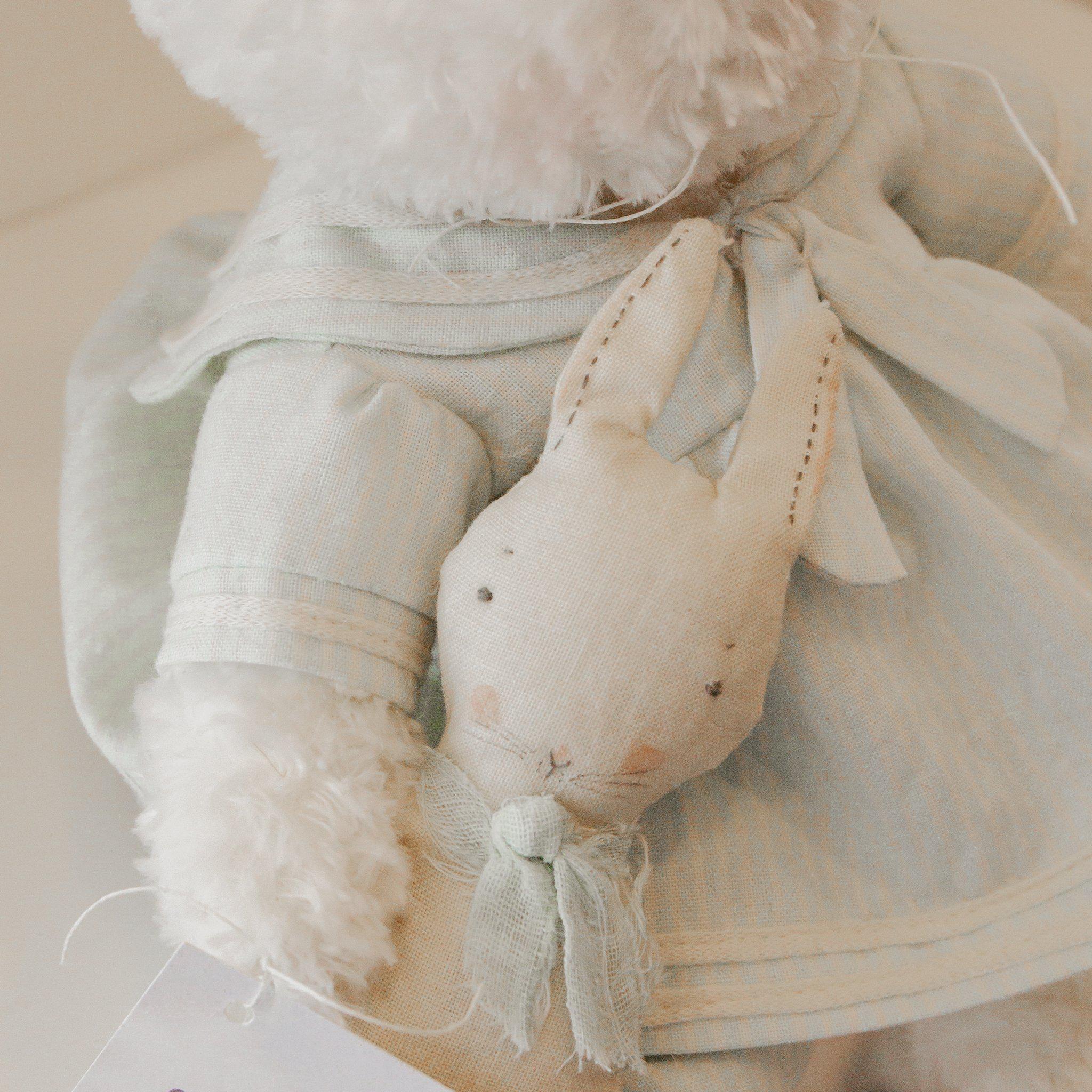 RETIRED - Hutch Studio - Sadie Sail Away - One of a Kind Bunny - Image 3