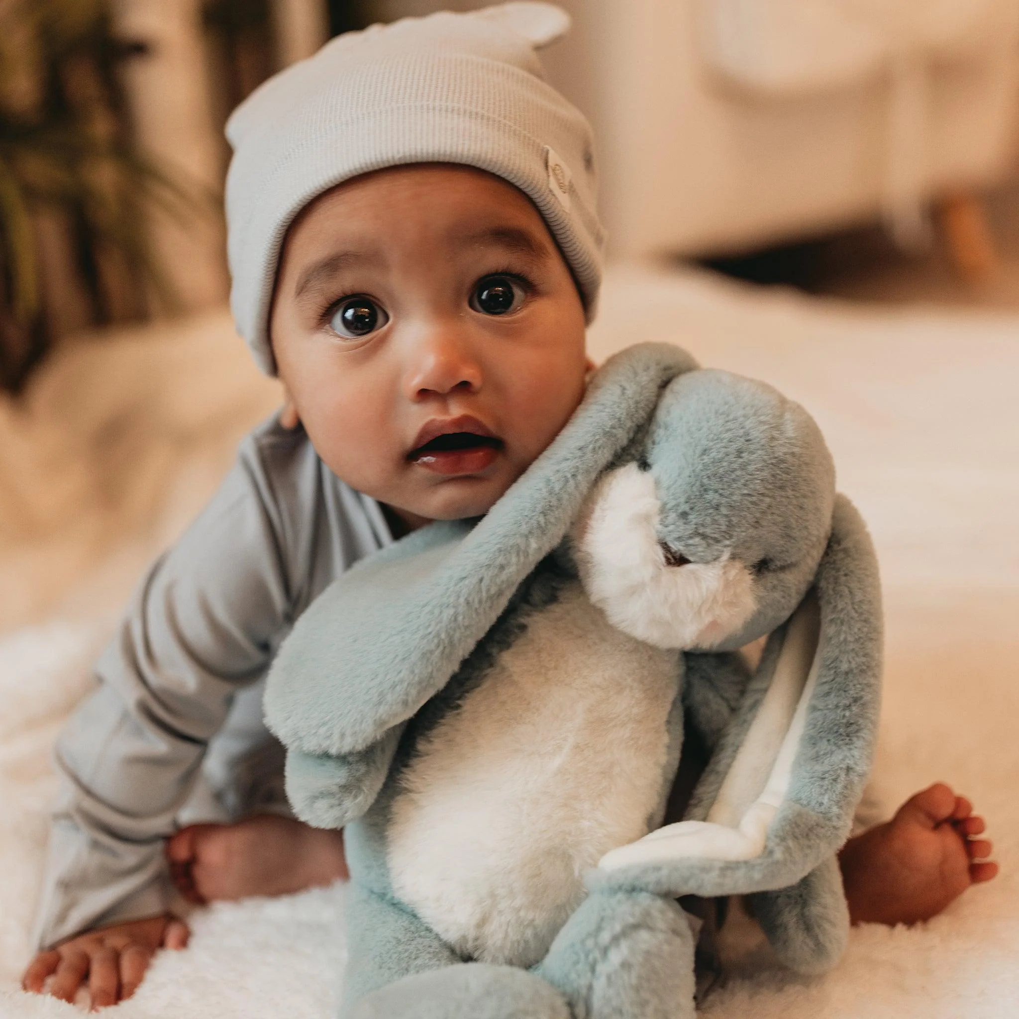 RETIRED - Snuggle Bunny Gift Set - Pearl Blue - Image 2